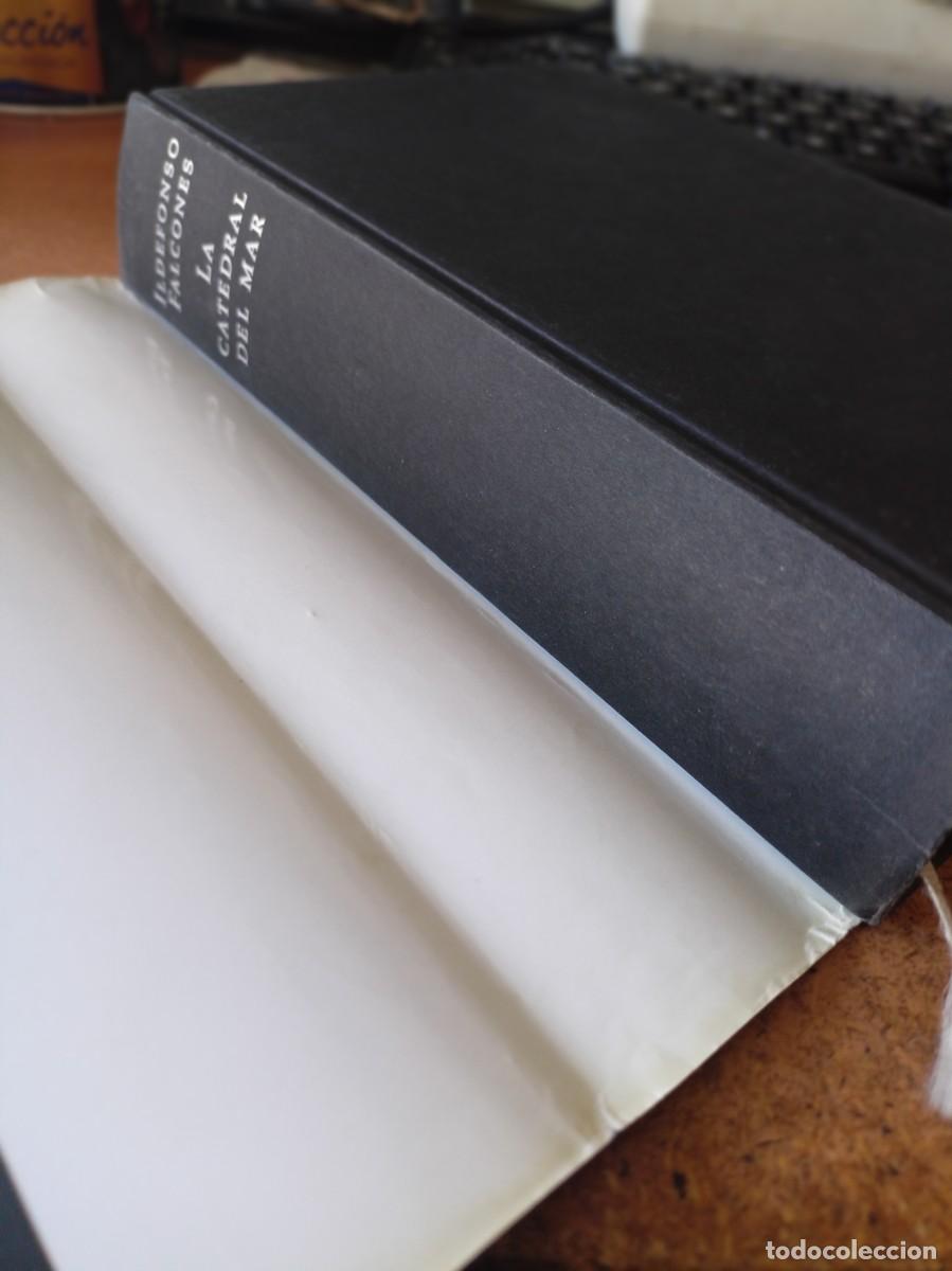 Libros de segunda mano: La Catedral del Mar - Ildefonso Falcones - Foto 4