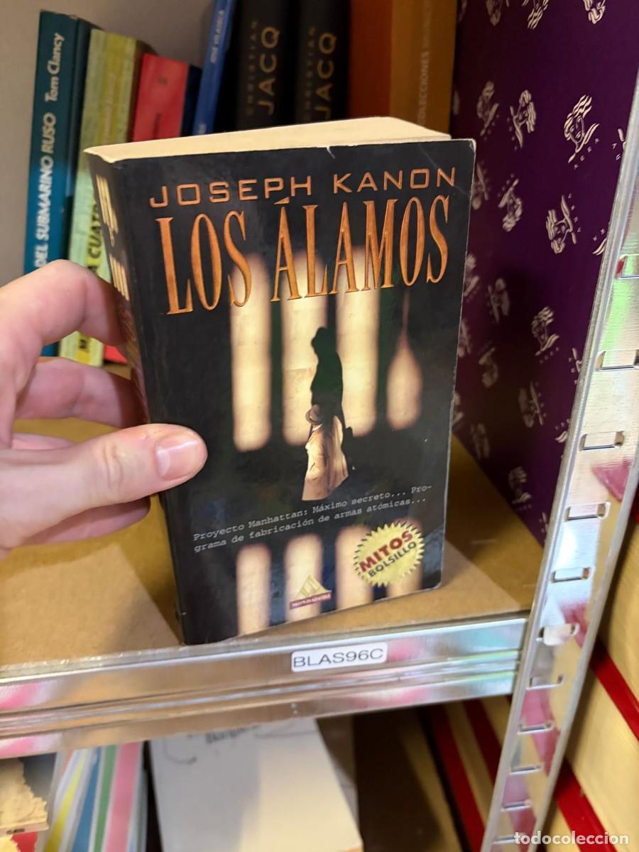 Libros de segunda mano: BLAS96C Joseph Kanon, Los &Aacute;lamos &mdash; Mart&iacute;nez Roca.