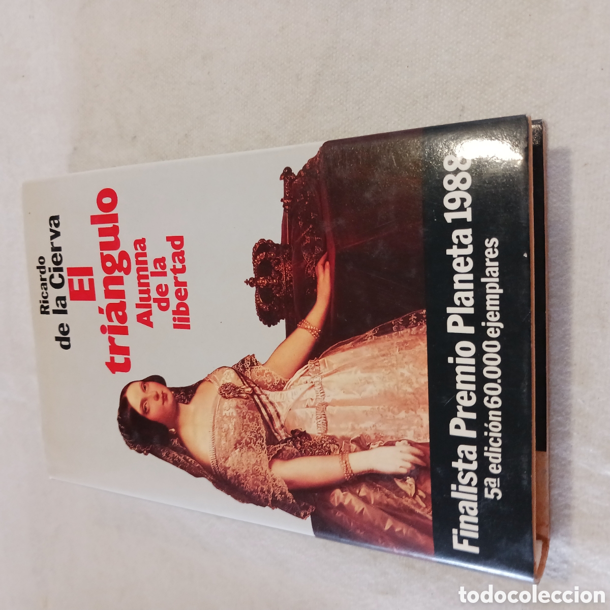 Libros de segunda mano: El tri&aacute;ngulo,Alumna de la libertad de Ricardo de la Cierva