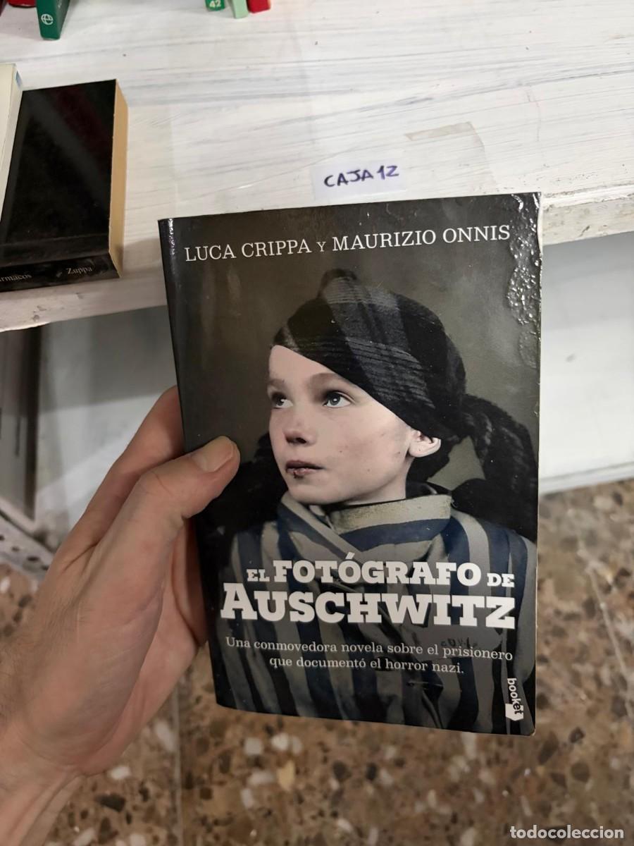 Libros de segunda mano: CAJA12 Luca Crippa y Maurizio Onnis, El fot&oacute;grafo de Auschwitz, Booket