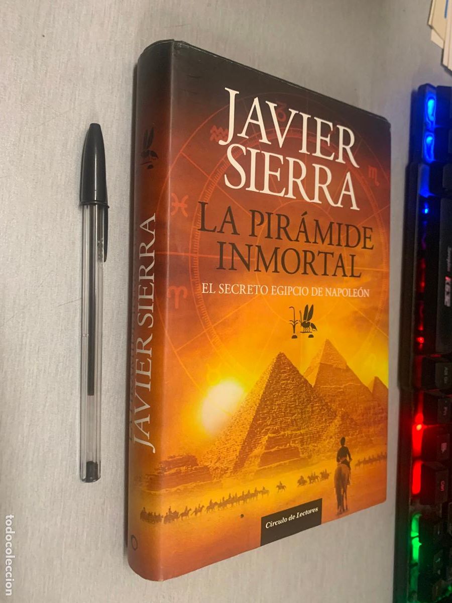 Libros de segunda mano: LA PIR&Aacute;MIDE INMORTAL / JAVIER SIERRA / C&Iacute;RCULO DE LECTORES