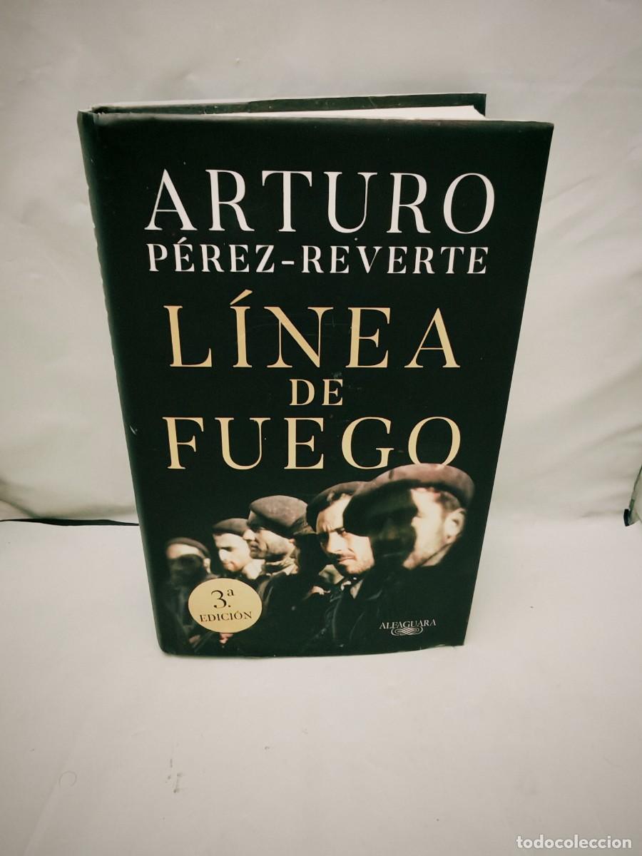Second hand books: L&iacute;nea de fuego (tapa dura)
