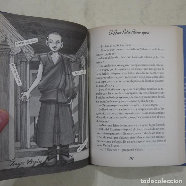 Libros de segunda mano: CRIPTOANIMALES. EL &Uacute;LTIMO YETI - ALBERTO MELIS - MONTENA - 2009 - Foto 2