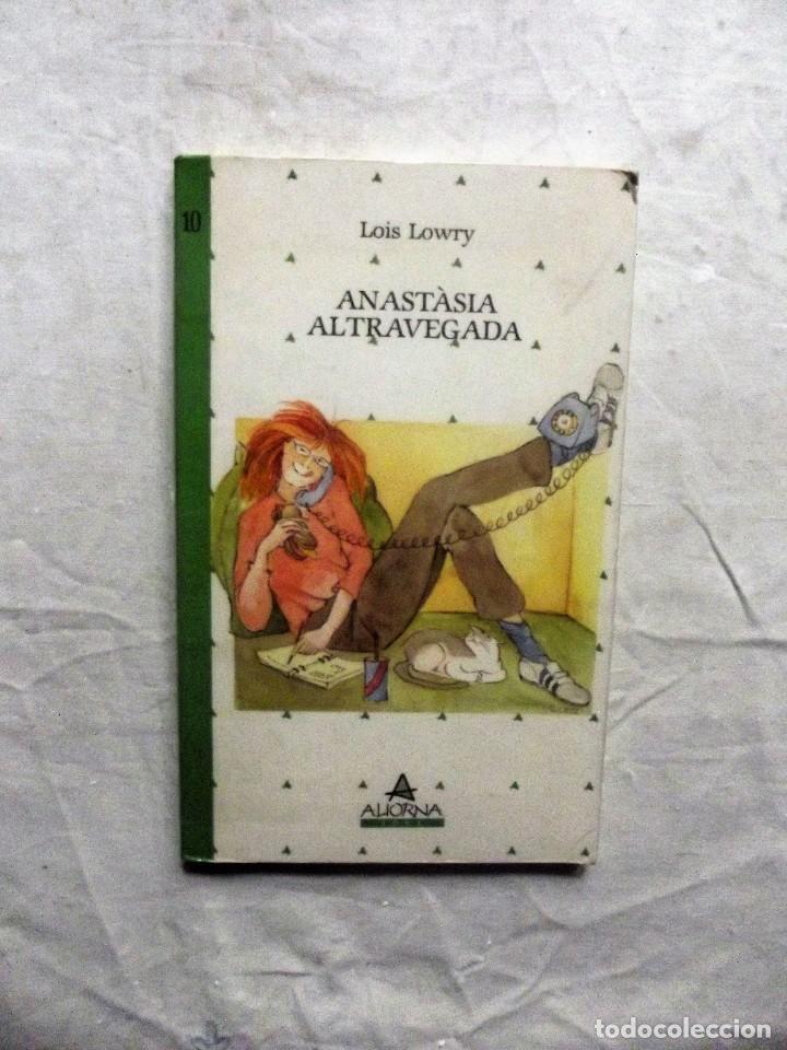 Libri di seconda mano: ANASTASIA ALTRAVEGADA DE LOIS LOWRY