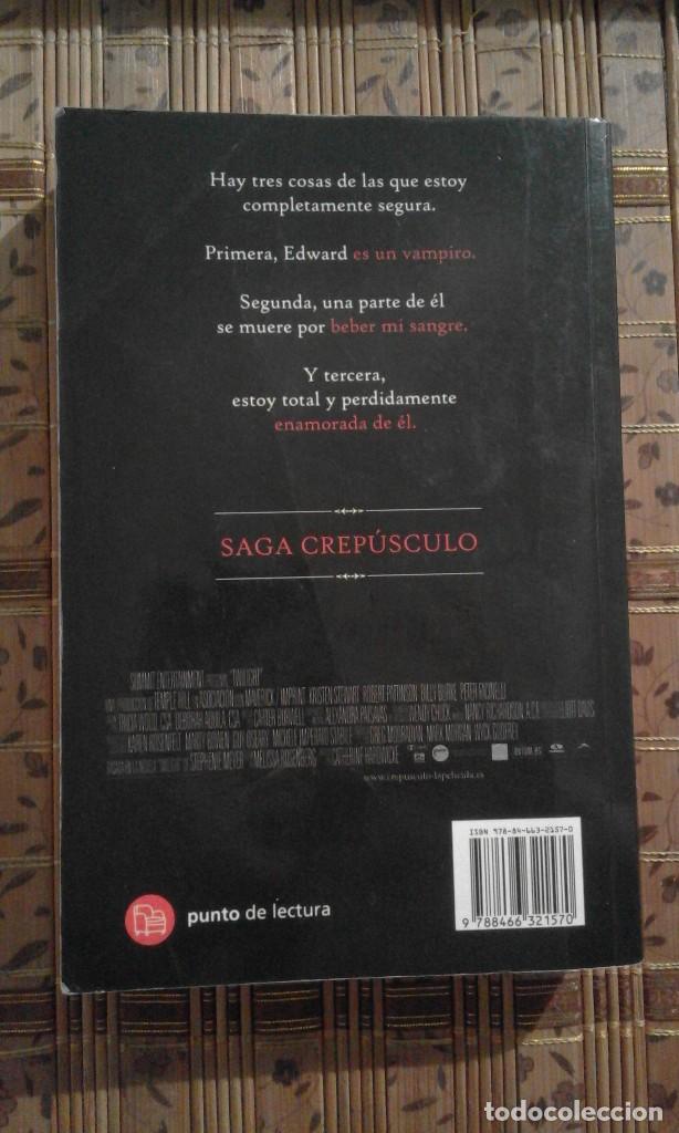 Libros de segunda mano: Crep&uacute;sculo - Stephenie Meyer - Foto 2