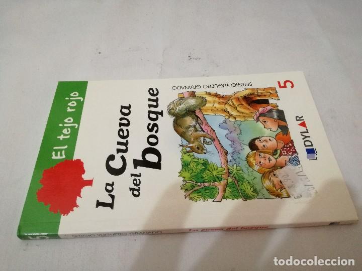 Libri di seconda mano: LA CUEVA DEL BOSQUE-SERGIO YUGUERO GRANADO-ISBN: 9788415059929-EL TEJO ROJO 5