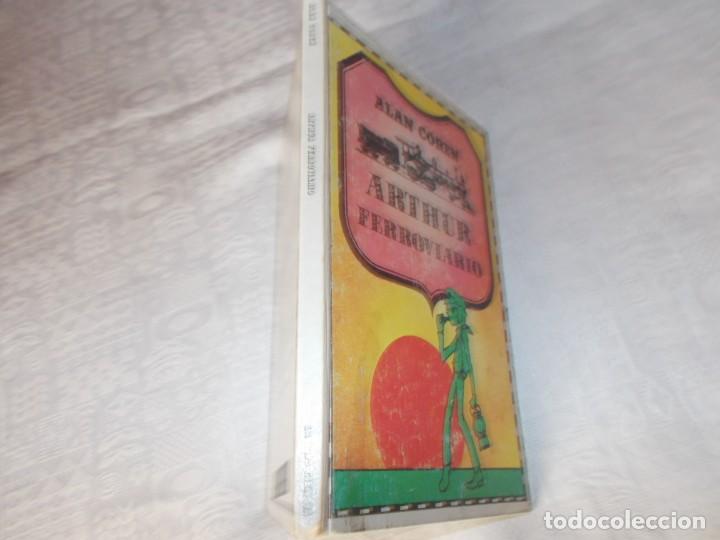 Libros de segunda mano: ARTHUR EL FERROVIARIO Alan Coren - Foto 2