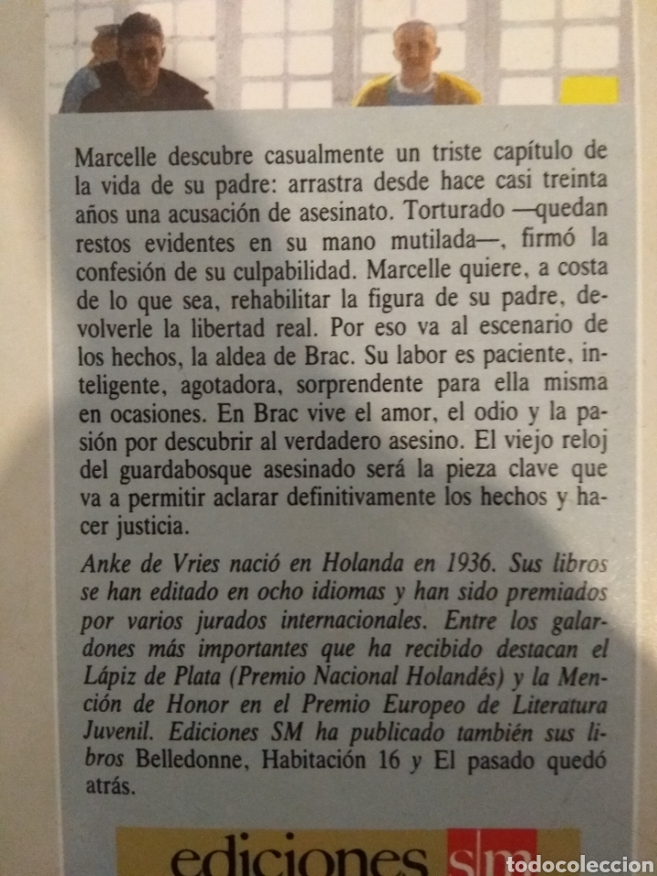 Libros de segunda mano: C&oacute;mplices. Anke de Vries. S.M - Foto 2