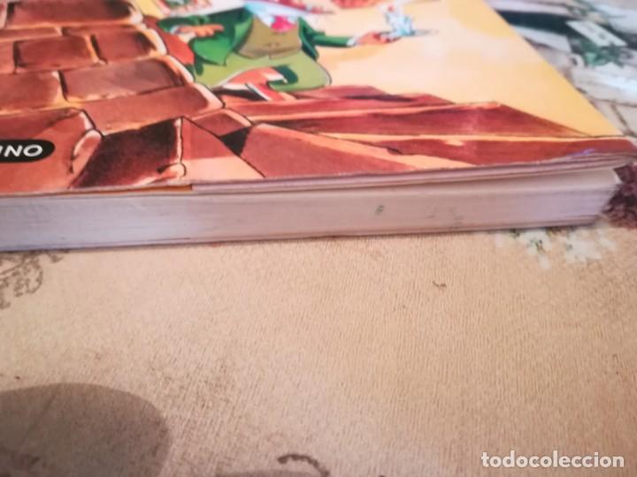Libros de segunda mano: El castell de Roca Agarrada - Geronimo Stilton - en catal&agrave; - Foto 3
