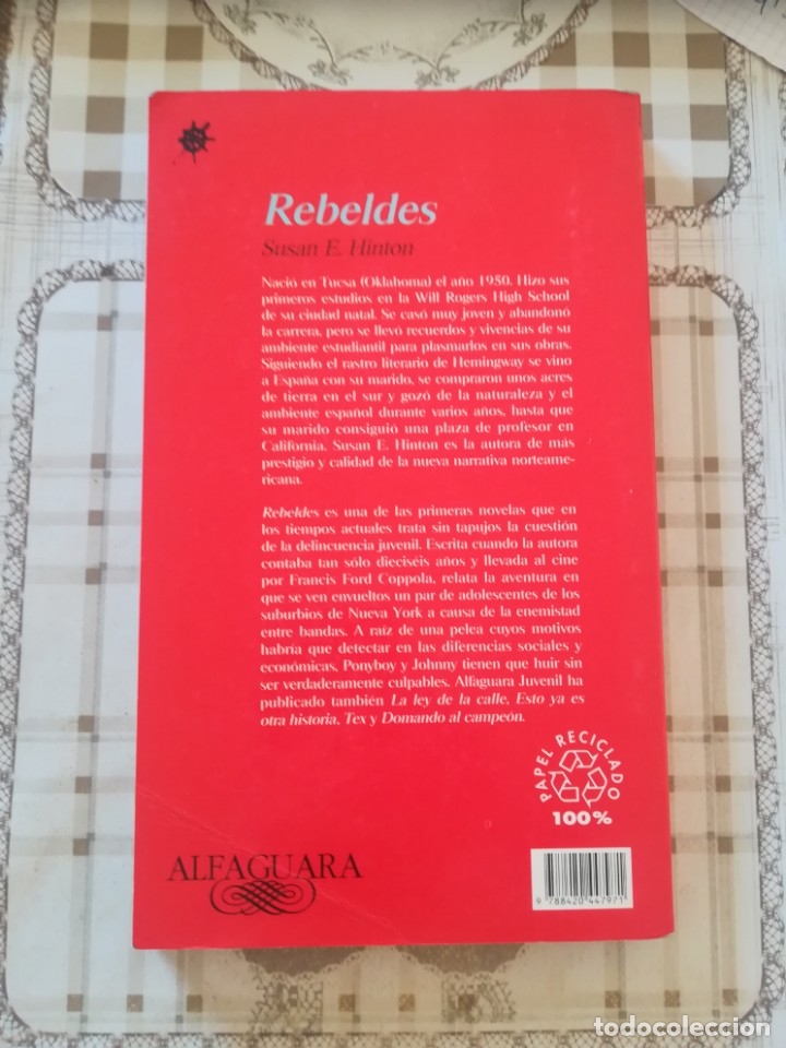 Libros de segunda mano: Rebeldes - Susan E. Hinton - Foto 2