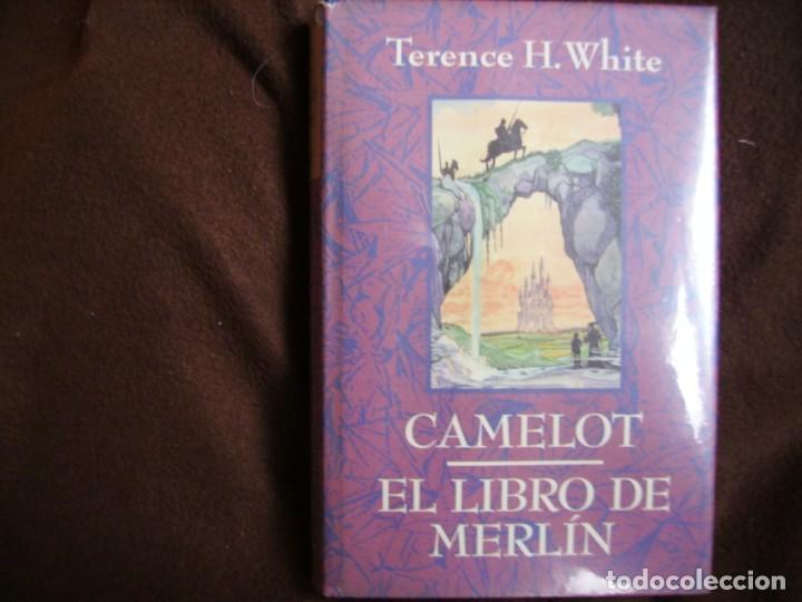 Libros de segunda mano: CAMELOT. EL LIBRO DE MERL&Iacute;N - Foto 1
