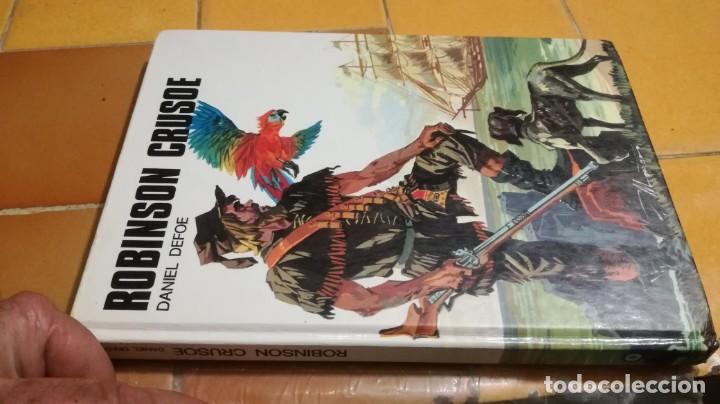 Libros de segunda mano: ROBINSON CRUSOE - DANIEL DEFOE - X101 - Foto 1