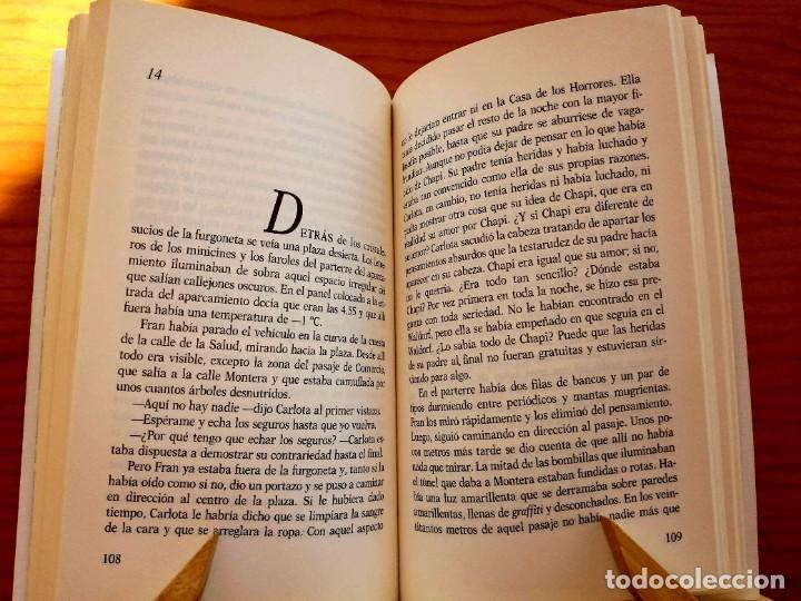 Libros de segunda mano: Falso movimiento Alejandro G&aacute;ndara - Foto 3