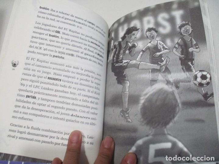 Libros de segunda mano: GERARD VAN GEMERT Un bal&oacute;n con efecto W8243 - Foto 2
