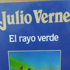 Libros de segunda mano: EL RAYO VERDE. JULIO VERNE. ORBIS. Lote 280236933