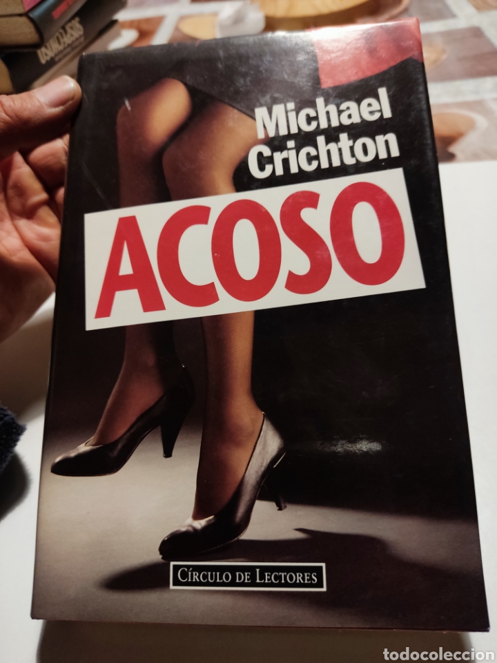 Libros de segunda mano: Libro acoso de Michael crichton - Foto 1