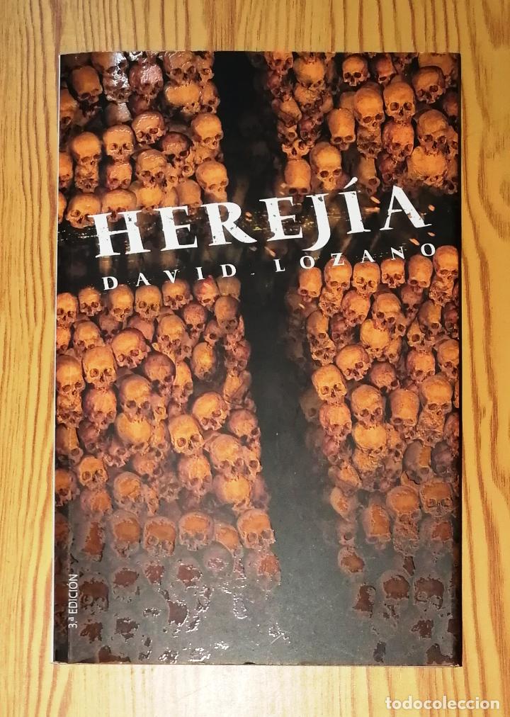 Libros de segunda mano: LOZANO GARBALA, David. Herej&iacute;a (Gran Angular ; 304). - Ediciones SM, 2017 - Foto 1