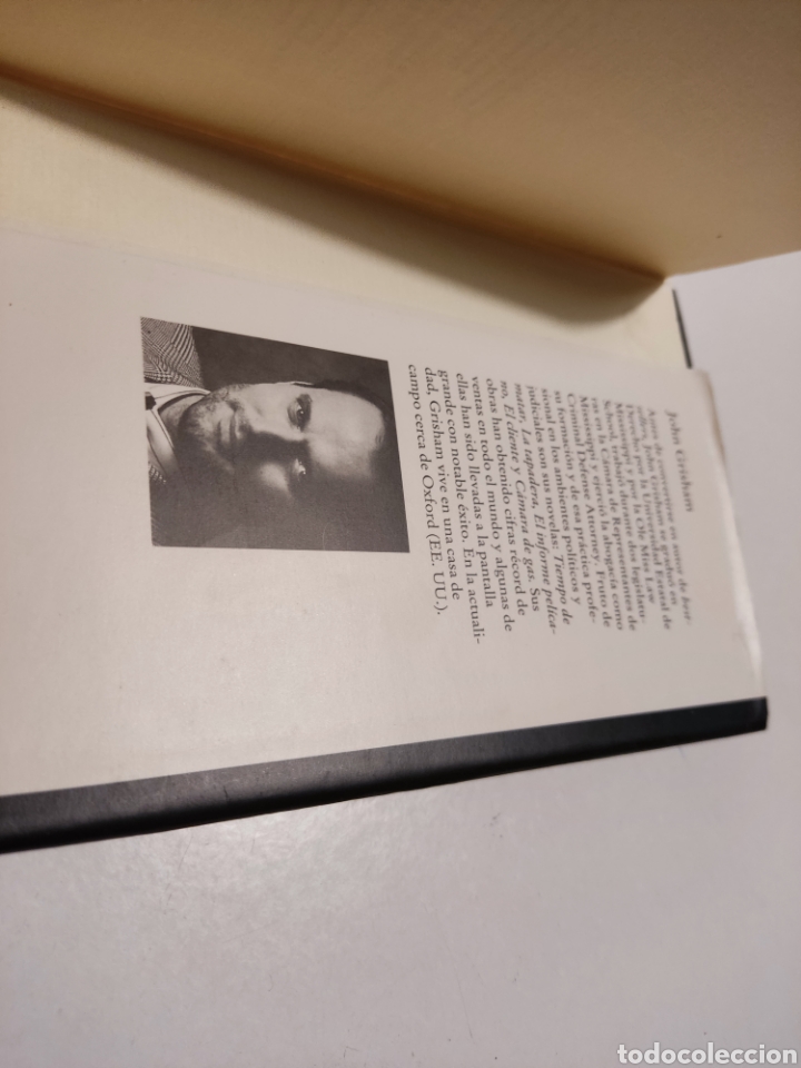 Libros de segunda mano: Libro leg&iacute;tima defensa de John Grisham - Foto 3