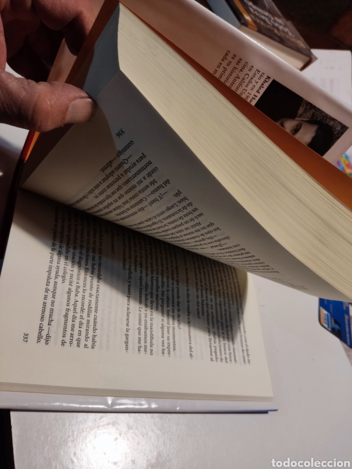 Libros de segunda mano: Libro cometas en el cielo de Khaled hosseini - Foto 3
