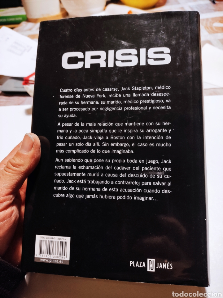 Libros de segunda mano: Libro crisis de Robin Cook - Foto 4