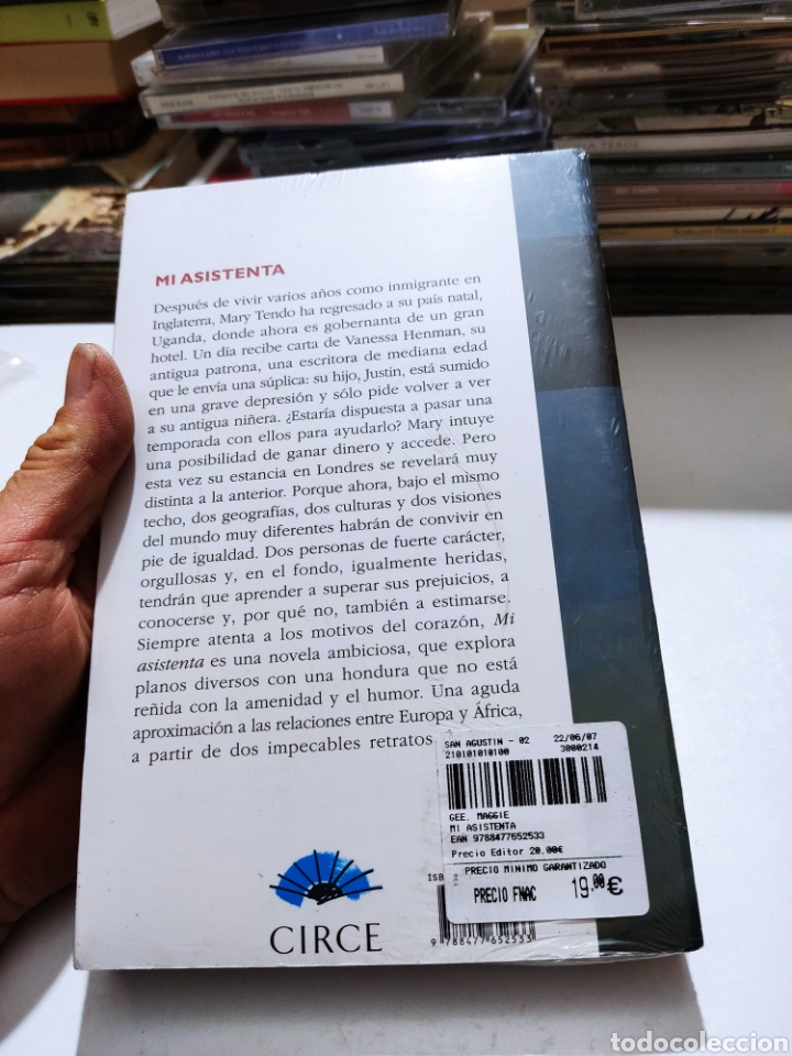 Libros de segunda mano: Libro m&iacute; asistenta de Maggie gee - Foto 3