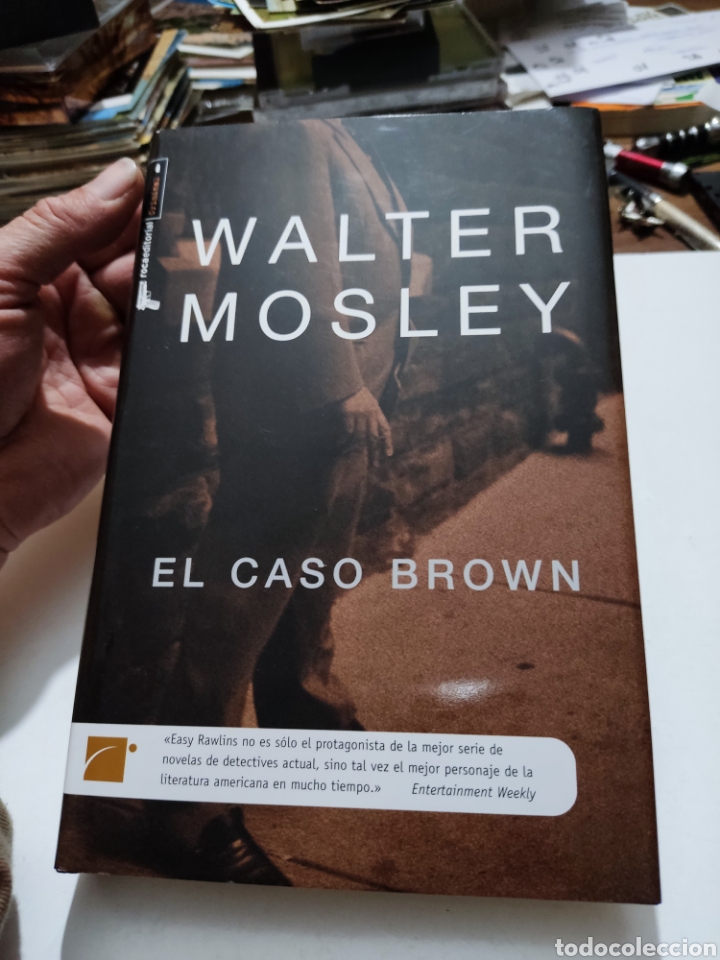 Libros de segunda mano: Libro El caso Brown de Walter Mosley - Foto 1