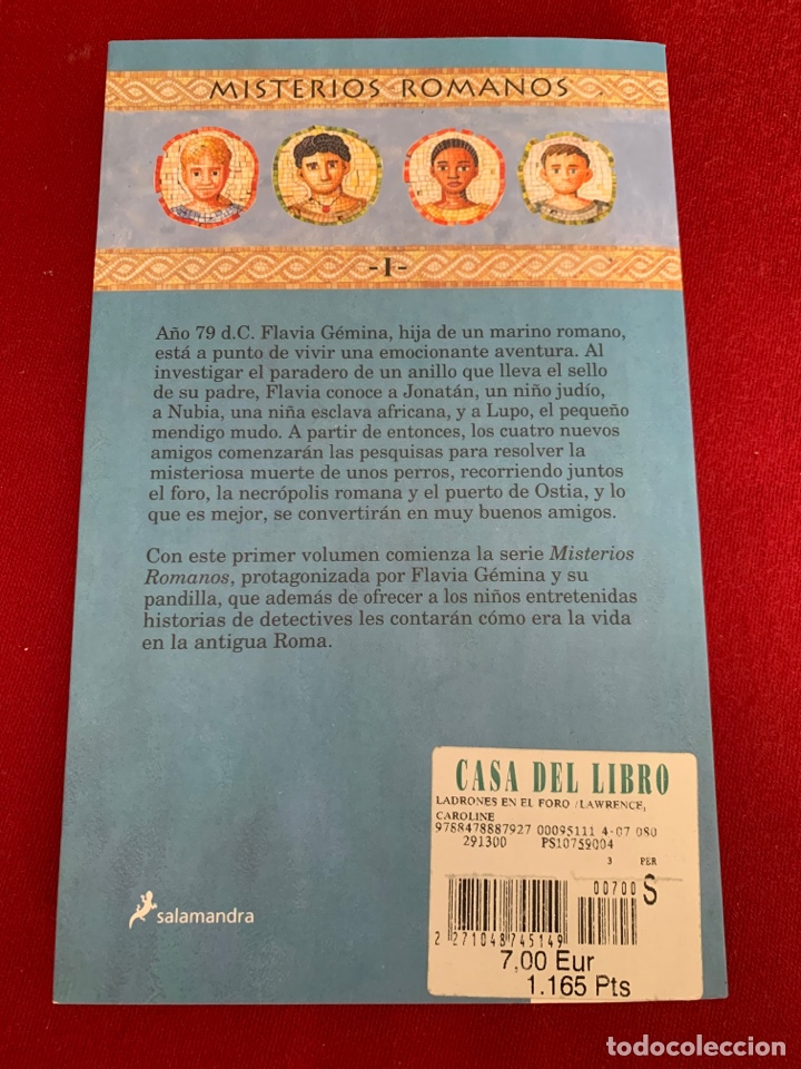 Libros de segunda mano: Ladrones en el foro. Caroline Lawrence. - Foto 2