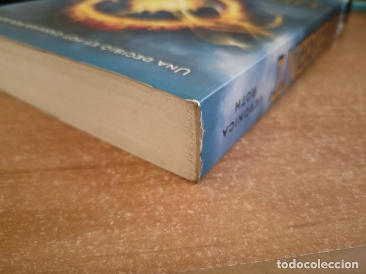 Libros de segunda mano: Divergent - Veronica Roth - en catal&agrave; - Foto 5