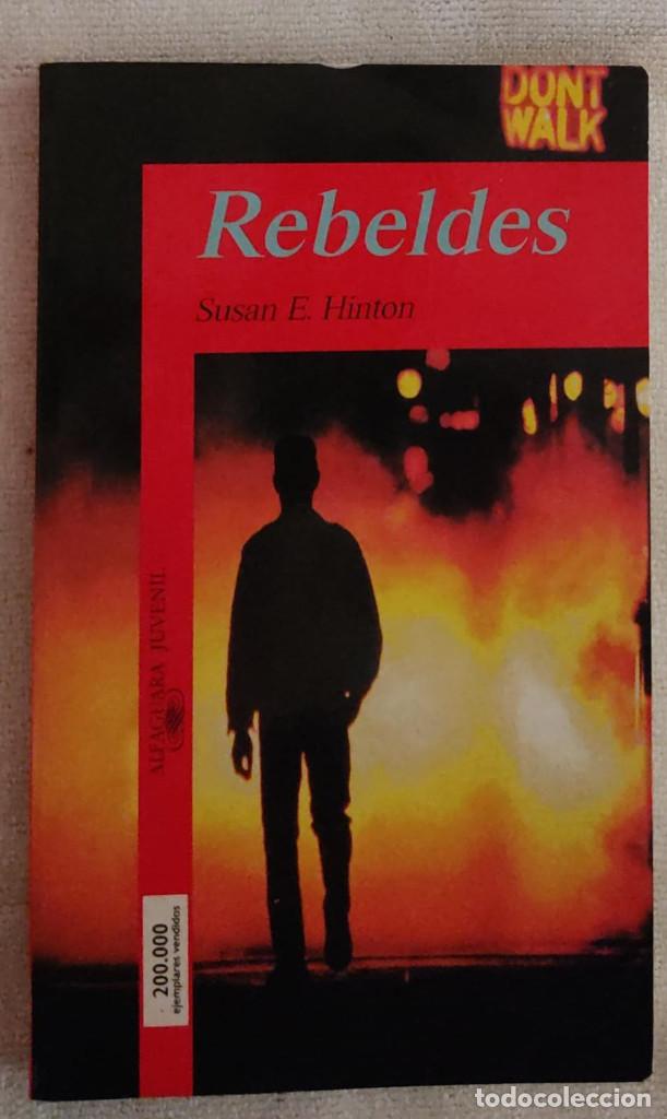Libros de segunda mano: REBELDES. - Foto 1
