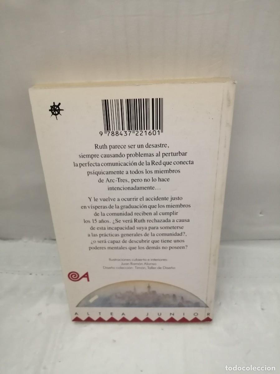 Libros de segunda mano: LA CAZADORA DE SUE&Ntilde;OS (PRIMERA EDICI&Oacute;N) - Foto 2