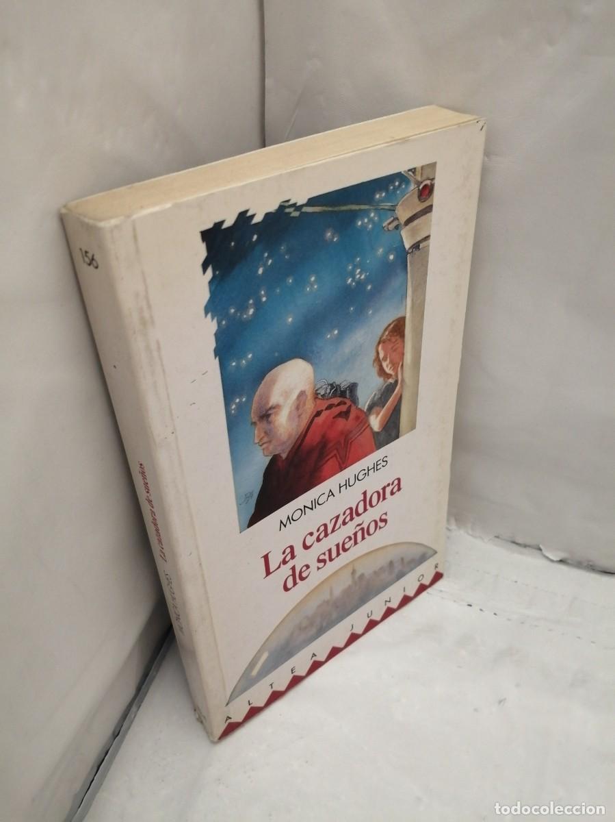 Libros de segunda mano: LA CAZADORA DE SUE&Ntilde;OS (PRIMERA EDICI&Oacute;N) - Foto 3