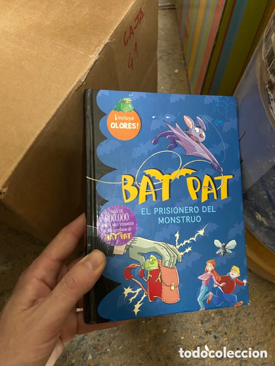 Libros de segunda mano: Caja41 EL PRISIONERO DEL MONSTRUO bat pat - Foto 1
