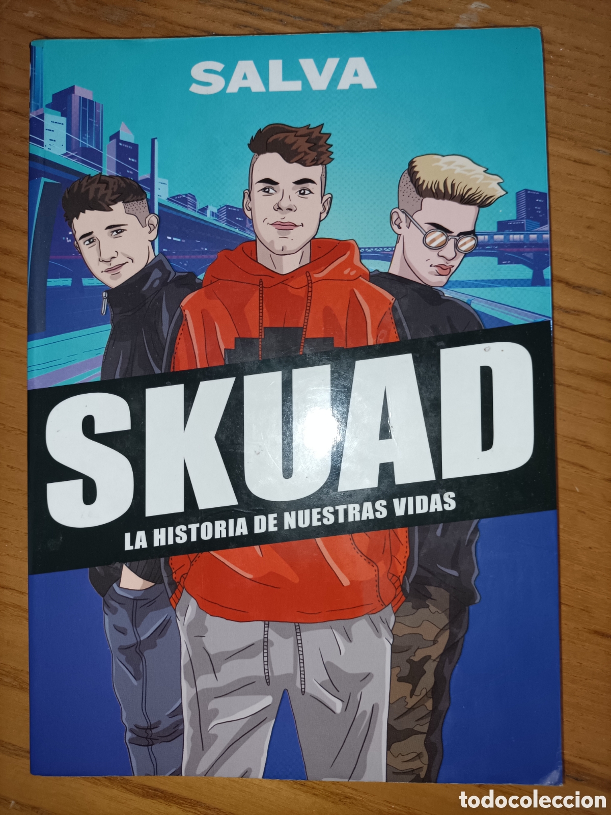 Libros de segunda mano: Squad. La historia de nuestras vidas. Salva - Foto 1