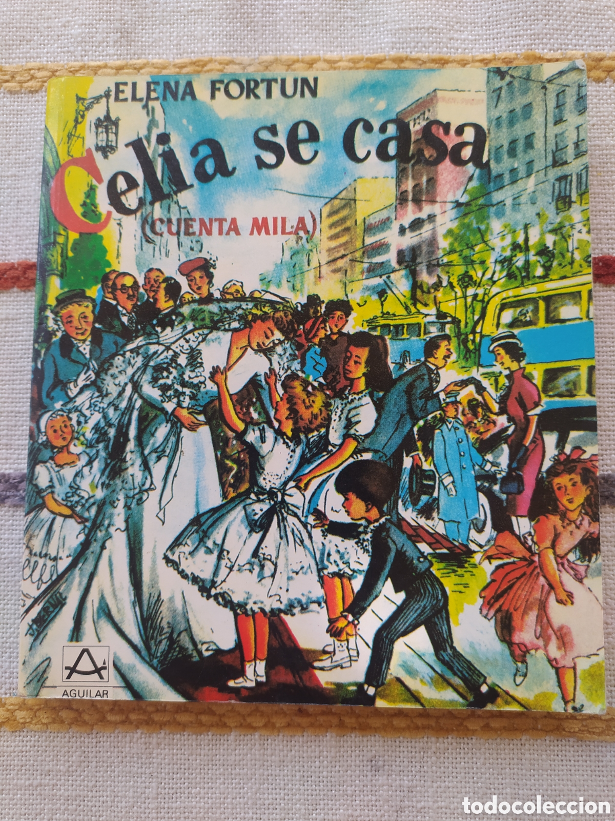 Libros de segunda mano: Celia se Casa - Foto 1