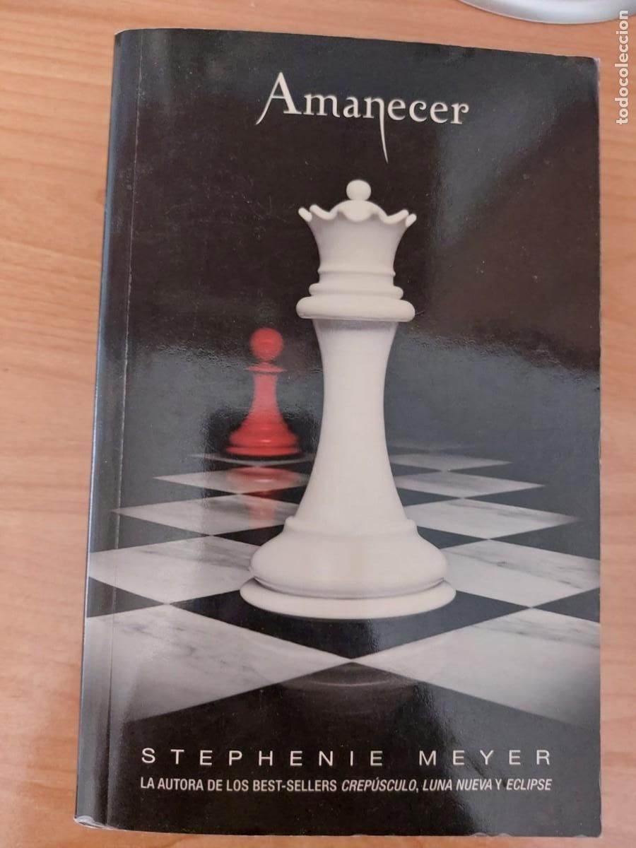 Libros de segunda mano: Amanecer - Stephenie Meyer - Foto 1