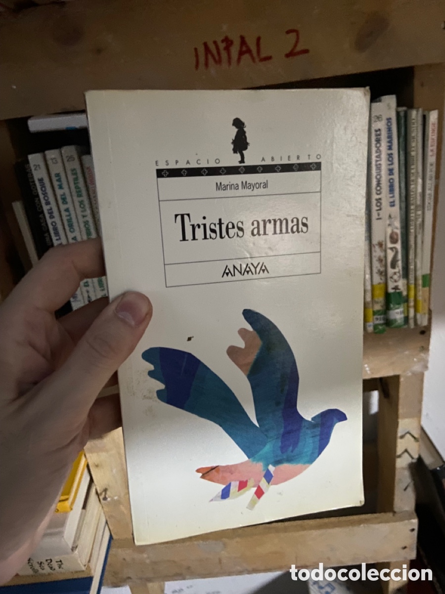 Libri di seconda mano: InPal2- Marina Mayoral Tristes armas