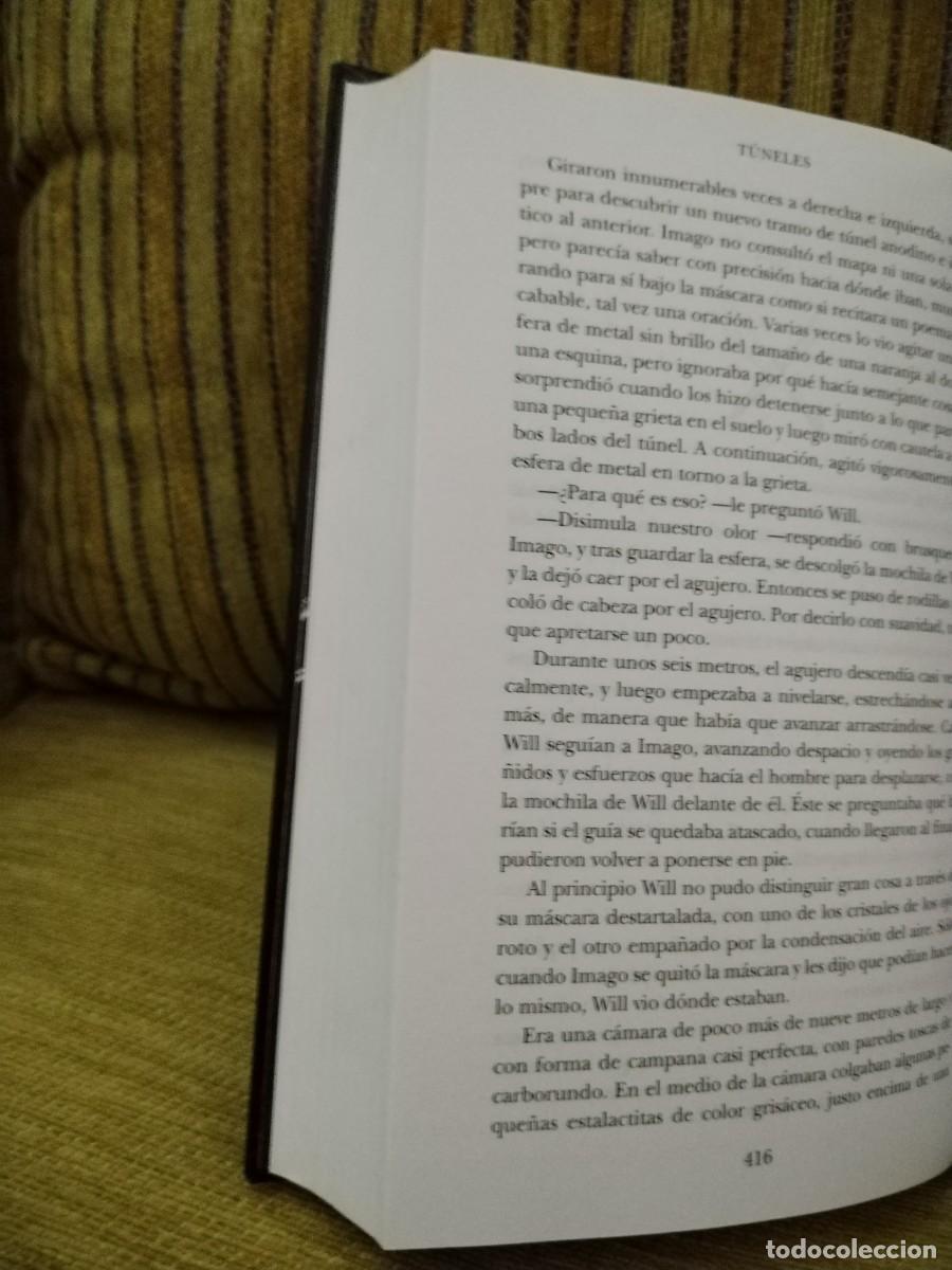 Libros de segunda mano: T&Uacute;NELES Roderick Gordon Brian Williams - Foto 8