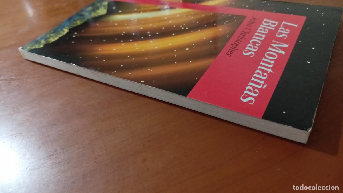 Libros de segunda mano: Las monta&ntilde;as blancas - John Christopher - Foto 6