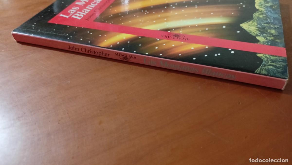 Libros de segunda mano: Las monta&ntilde;as blancas - John Christopher - Foto 8