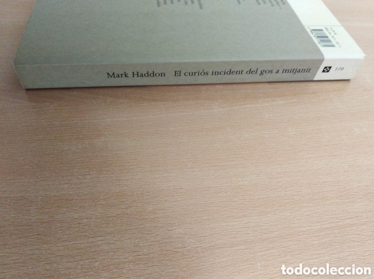 Libros de segunda mano: EL CURI&Oacute;S INCIDENT DEL GOS A MITJANIT. Mark Haddon - Foto 6