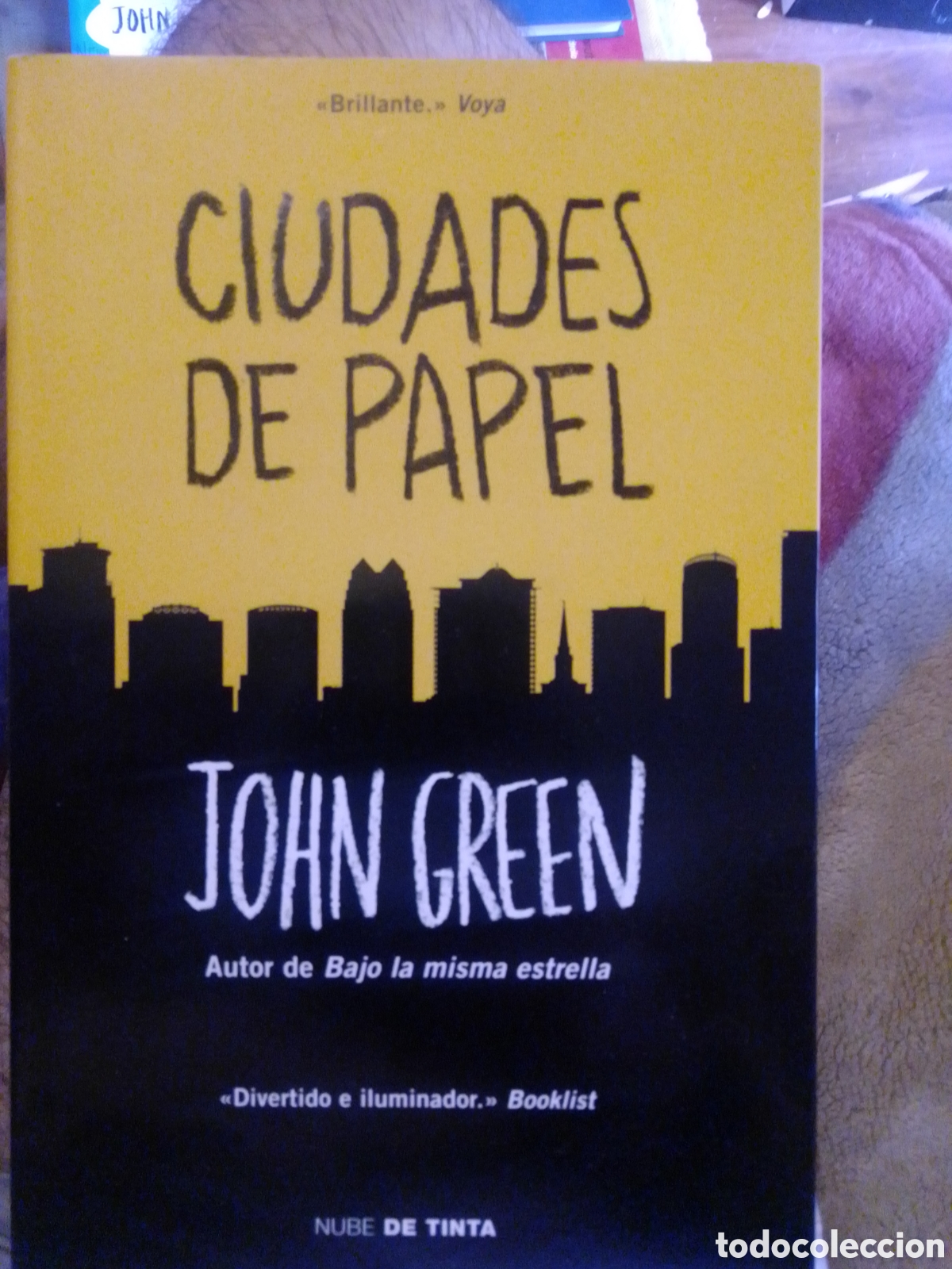 Libros de segunda mano: CIUDADES DE PAPEL JOHN GREEN - Foto 1