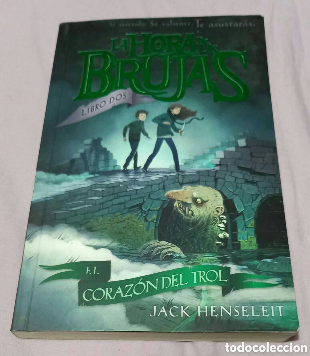 Libros de segunda mano: La hora de las brujas libro dos el corazon del trol - Foto 1