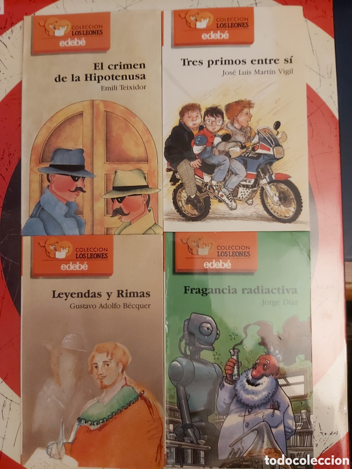Libros de segunda mano: COLECCION LOS LEONES :CRIMEN HIPOTENUSA - LEYENDAS Y RIMAS-TRES PRIMOS ENTRE SI-FRAGANCIA RADIACTIVA