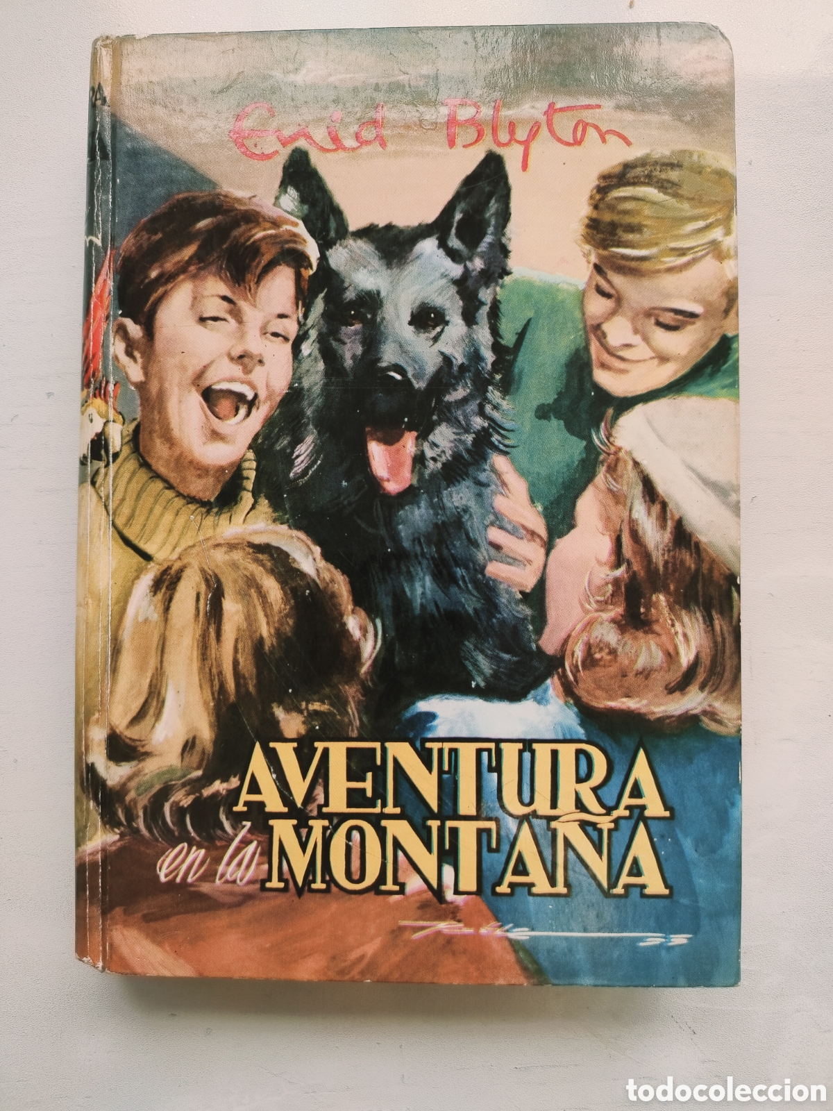 Libri di seconda mano: Aventura en la Monta&ntilde;a