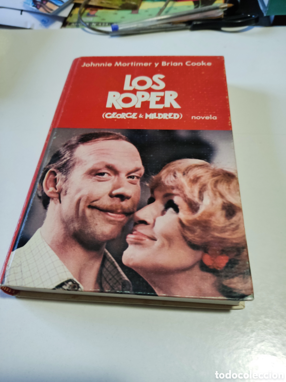 Libros de segunda mano: Libro Los Roper, George & Mildred - Foto 1