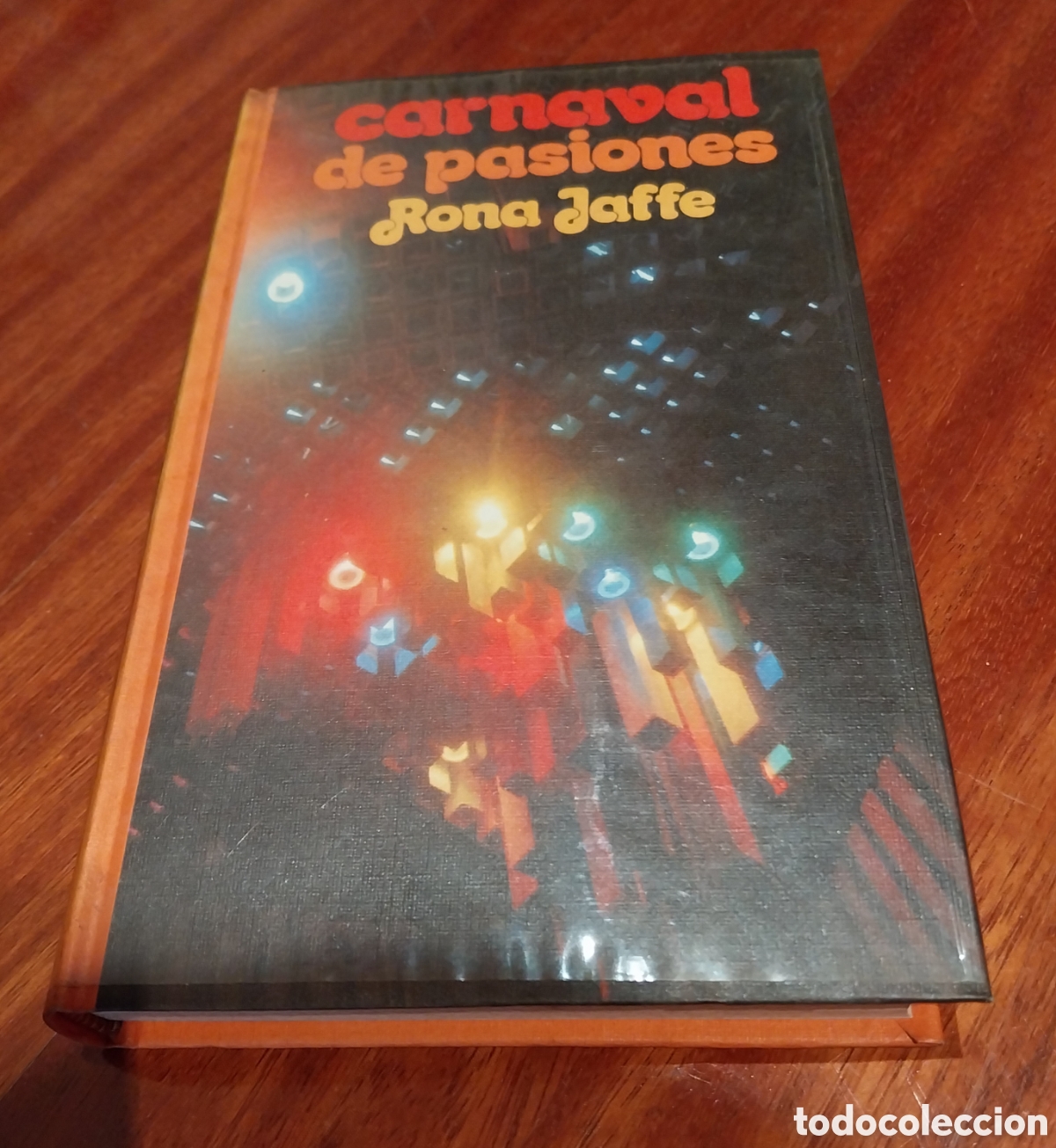 Libros de segunda mano: Novela &rdquo;Carnaval de Pasiones&rdquo; - Foto 1