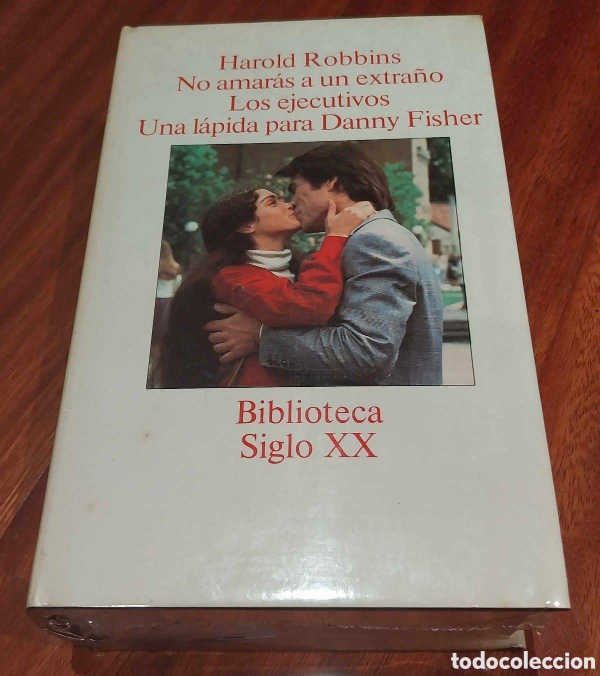 Libros de segunda mano: 3 Novelas en un libro de Harold Robbins - Foto 2