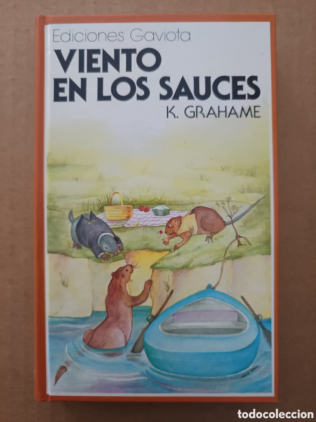 Second hand books: Viento en los Sauces, por Kenneth Grahame (Gaviota, 1984). Colecci&oacute;n Tr&eacute;bol. Ilustraciones en B/N.