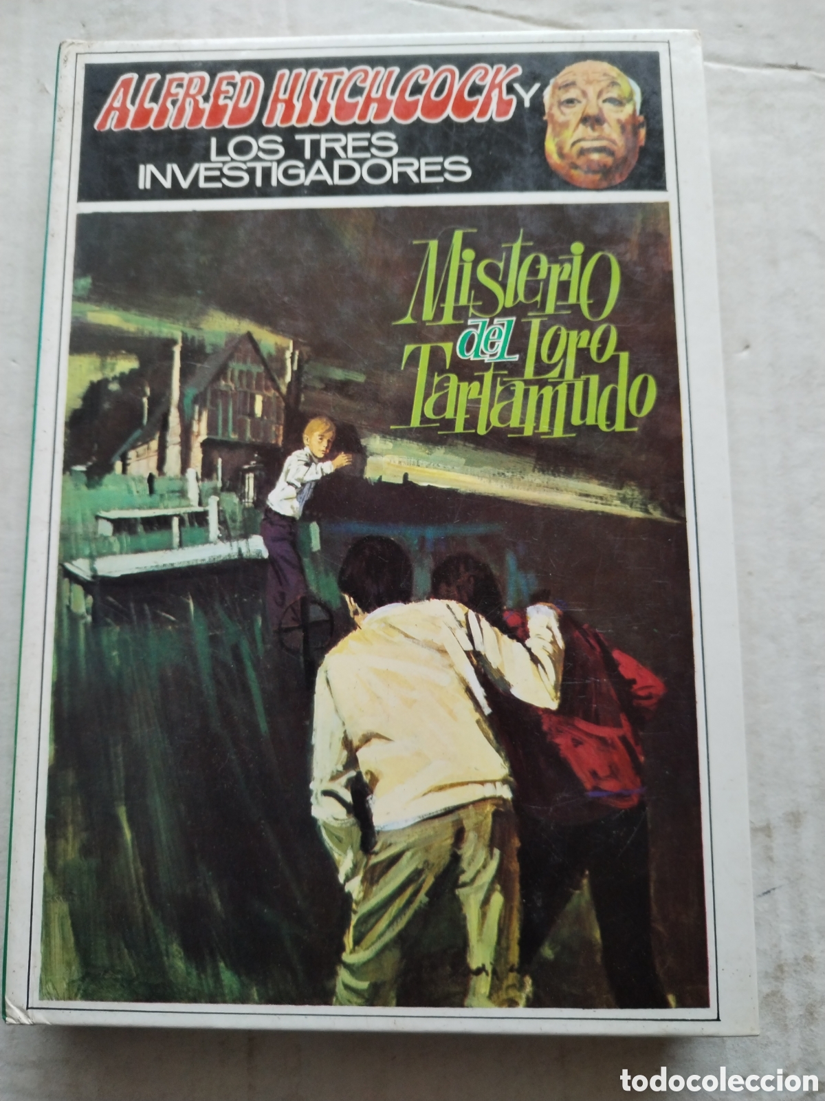 Libros de segunda mano: MISTERIO DEL LORO TARTAMUDO/ALFRED HITCHCOCK