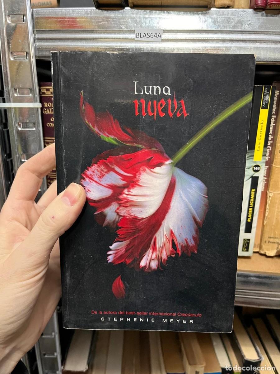 Libri di seconda mano: BLAS64A Luna nueva De la autora del best-seller internacional Crep&uacute;sculo STEPHENIE MEYER